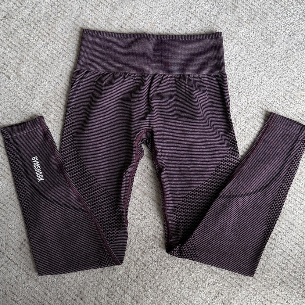 Gymshark Purple Plum Seamless Leggings Size S Like New